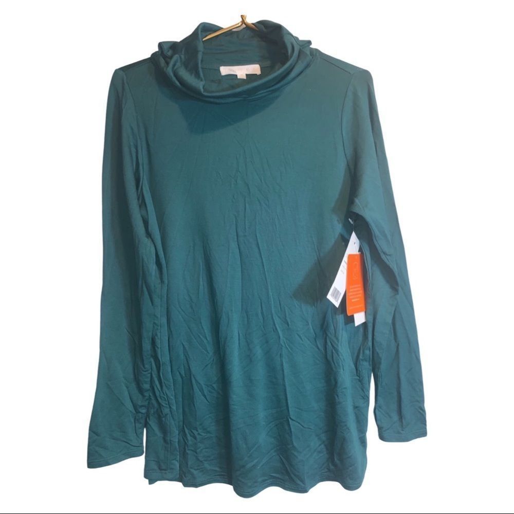 NWT Adyson Parker Athleisure Wear Turtleneck Sweater & thumb holes Warm Comfy